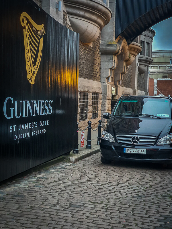 cMercedes Minivan at Guinness hop store chauffeur service Ireland 